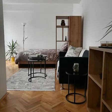 Skopjanka Cozy * Скоп'є